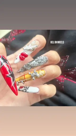 ネイル ⛓Miyu ⛓のネイルデザイン