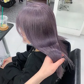 セミロング ブリーチカラー🐆 うる艶美髪🎀のヘアスタイル