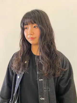 ロング パーマ パーマ、髪質改善 菊地美月のヘアスタイル