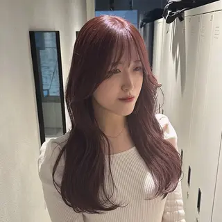ロング Aura所属・丸山 心 / 艶カラーのヘアスタイル