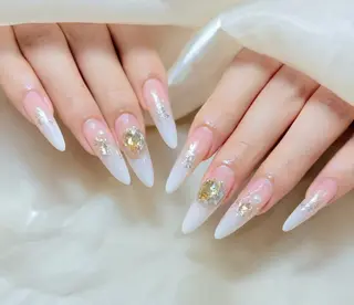 ネイル エ リのネイルデザイン