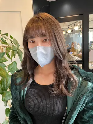 ロング カラー 透明感カラー 🩰asumiのヘアスタイル