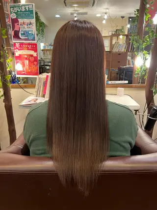 カラー 五感鷹匠駿府町支店所属・石野 しおりのヘアスタイル