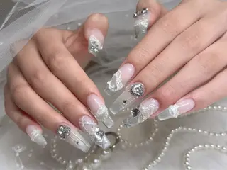 ミディアム Chiin Nail Stylistのネイルデザイン