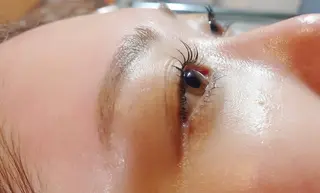 マツエク・マツパ NAZ eyelash&eyebrow by medical salon所属・NAZ 表参道 Tomokoのマツエク・マツパデザイン