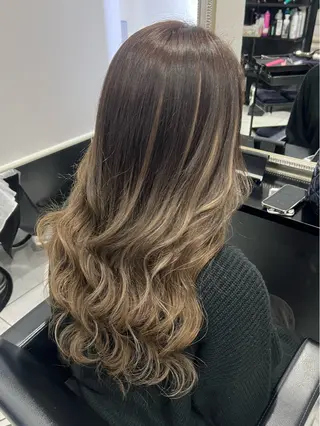 ロング YUDU🍊 germe/ジェルムのヘアスタイル