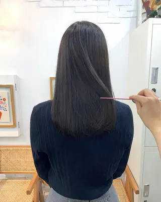 セミロング カラー ✨髪質改善✨原宿 えのもと　はなのヘアスタイル