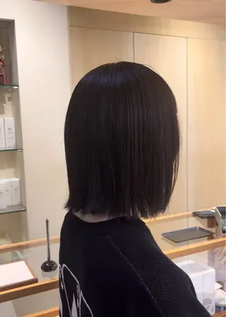 ミディアム カラー CYAN.所属・山口 陸のヘアスタイル