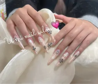 ロング U·Mi nail salon所属・U·MI 長さ出し専門店のネイルデザイン
