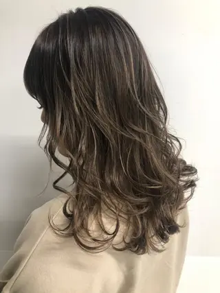 ロング カラー ✨韓国風カット/艶髪 カラー✨yumeのヘアスタイル