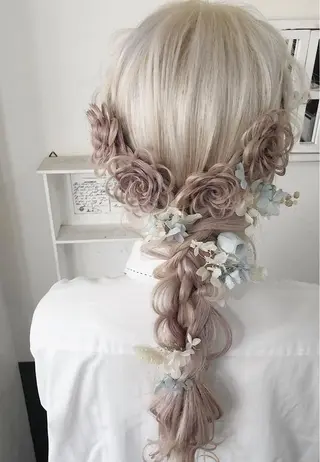ロング アワ ダイキのヘアスタイル