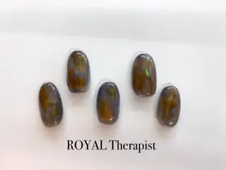 ネイル 【尾下】 ロイヤル•セラピストのネイルデザイン