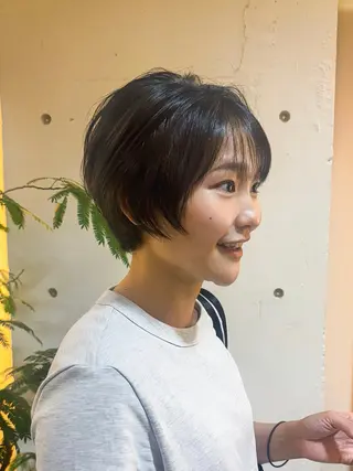 ショート タツキ/レイヤー/ パーマ/艶カラーのヘアスタイル