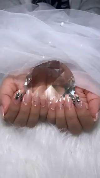 ネイル RE:Bonn所属・salon re:bonnのネイルデザイン