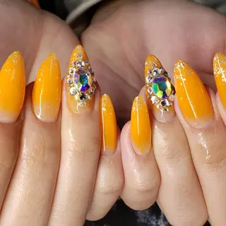 ミディアム ネイル クロキ 。のネイルデザイン