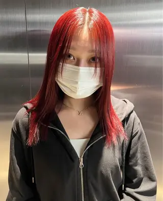 ロング カラー ハイトーン/ 縮毛矯正のヘアスタイル