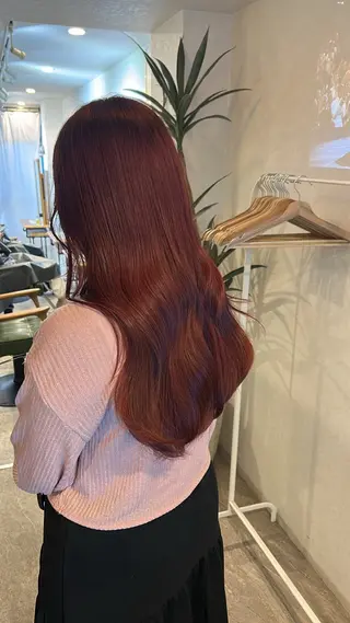 カラー リーフレ所属・榊原 七菜花のヘアスタイル