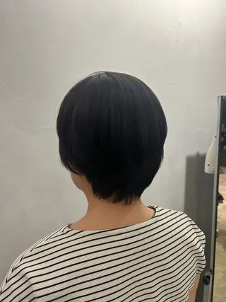ショート IT by ALBUMあいりのヘアスタイル
