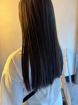 ロング 宮川 愛美のヘアスタイル