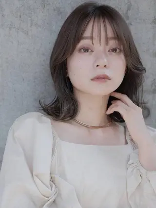 ミディアム ルシードスタイル REVEのヘアスタイル