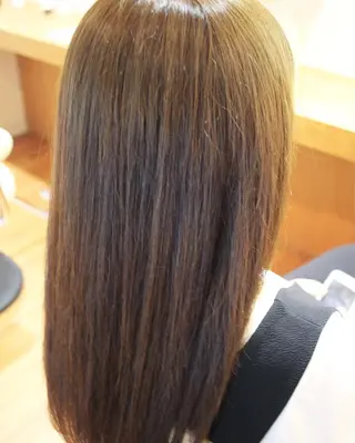 ロング カラー 大場 優のヘアスタイル