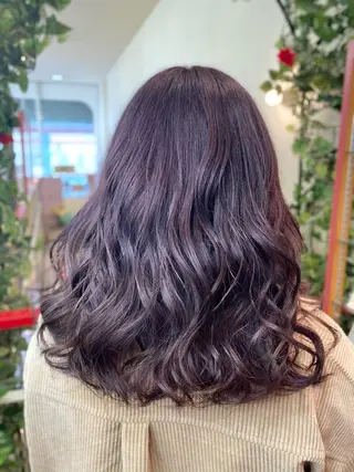 ミディアム ゆぴ☾‪/推しカラー /ハイトーンのヘアスタイル