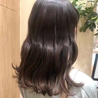 ミディアム Yui ユイのヘアスタイル