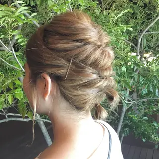 セミロング ヘアアレンジ charme【 シャルム 】所属・ボブ/レイヤー/ nanamiのヘアスタイル