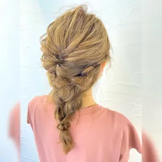 セミロング ヘアアレンジ ♥️ルフ🐒 ミレイ♥️のヘアスタイル