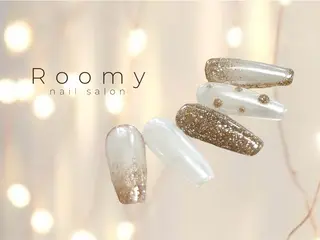 ネイル nail salon Roomy 竹ノ塚所属・nail salon Roomy 竹ノ塚のネイルデザイン