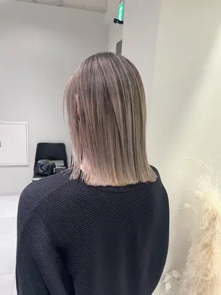 ミディアム カラー ケアブリーチ 若杉圭大のヘアスタイル