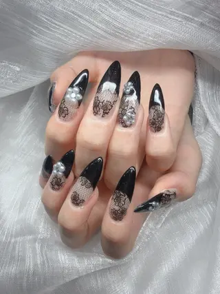 ネイル Lee Nailsのネイルデザイン