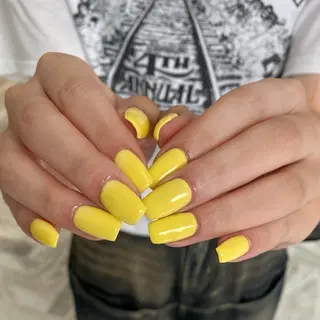 ネイル カンナ【Y2Kネイル /コーンロウ】のネイルデザイン