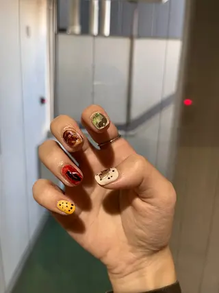 ネイル R nail salon新宿三丁目店所属・R nailのネイルデザイン