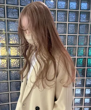 ロング カラー pele 梅田　annex所属・PELEハイトーン shinobuのヘアスタイル