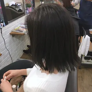 ミディアム カラー 上川 美幸のヘアスタイル