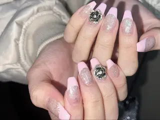 ネイル Shis_🦄shi 韓国風キラキラネイルのネイルデザイン