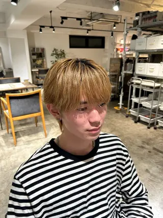 ショート パーマ become men's hair 名駅店所属・名駅/フェザーパーマ 韓国ヘア/森岡のヘアスタイル