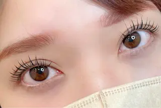 マツエク・マツパ sara lazo 県病院前のマツエク・マツパデザイン