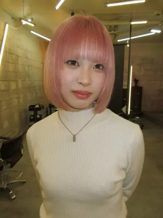 カラー Yaya ヤヤ / HACO+のヘアスタイル