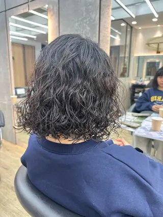 ミディアム パーマ ♥️レイヤー/ボブ/ ♥️minamiのヘアスタイル