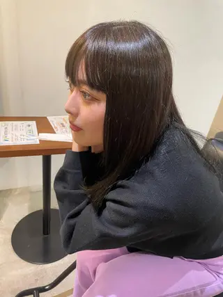 ロング カラー 寺本 奈央のヘアスタイル