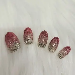 ネイル 💙🤍Tiary M🤍💙のネイルデザイン