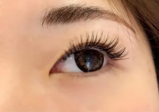 マツエク・マツパ ASPILEAF所属・アスピリーフ さとみのマツエク・マツパデザイン