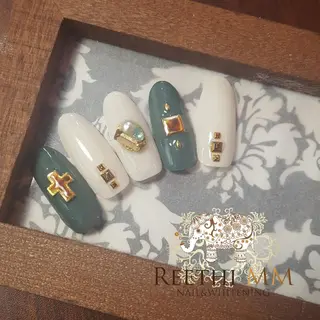 ネイル ネイリスト riiisaのネイルデザイン