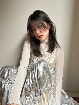 セミロング unique所属・ブリーチデザイン 指名No1松原吹季のヘアスタイル