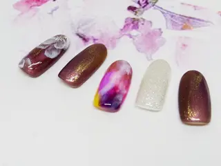 ネイル ティーエヌ 金山駅東口店のネイルデザイン