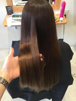 ロング ツヤ髪専門美容師 桑原 和誠のヘアスタイル