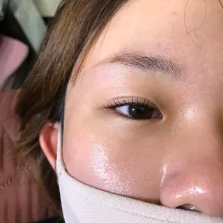 マツエク・マツパ Cure所属・三澤 朱里の眉毛・アイブロウイメージ