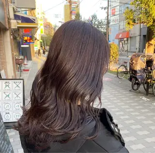 セミロング カラー 生尾 虹水のヘアスタイル